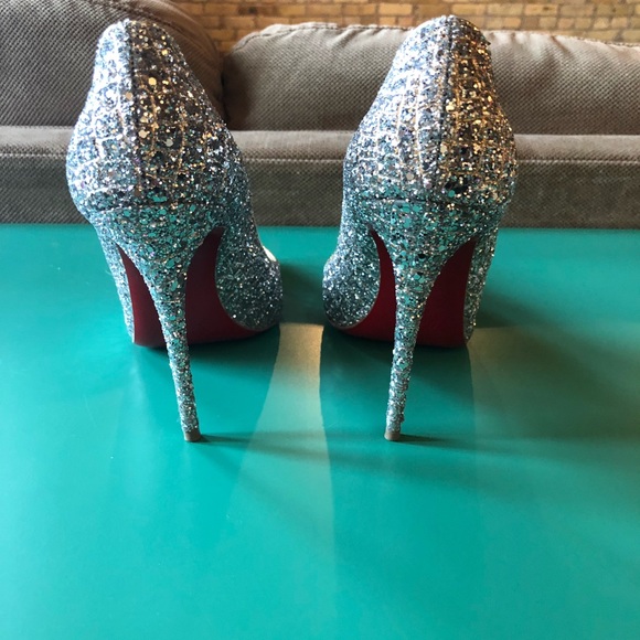 Louboutin Biblio Silver Glitter, like new heels - Picture 7 of 8